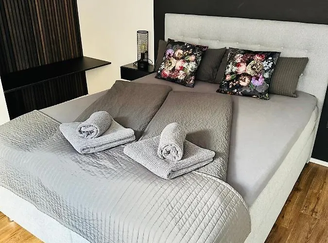 Dana Bodensee * フリードリヒスハーフェン